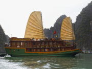 Besøg i Halongbugten med info og rejsetips