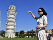 Besøg i Det Skæve Tårn i Pisa